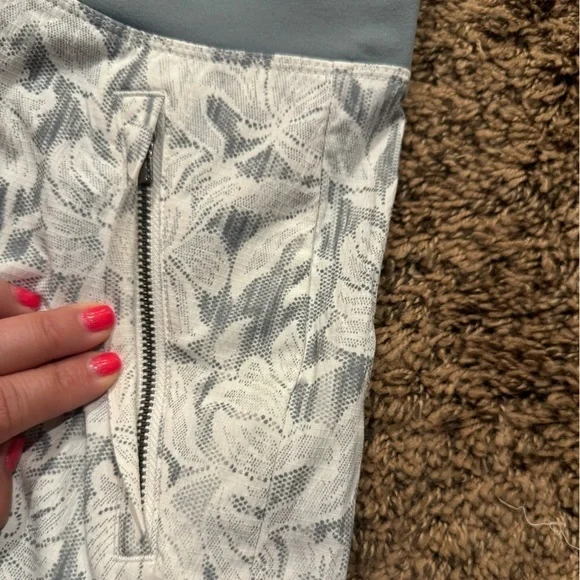 ATHLETA TREKKIE NORTH SHORT SZ 16 NWOT - Picture 8 of 14